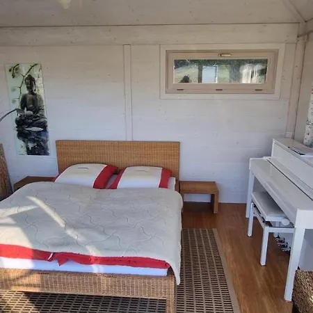 Paradies 1 アパート Döttingen